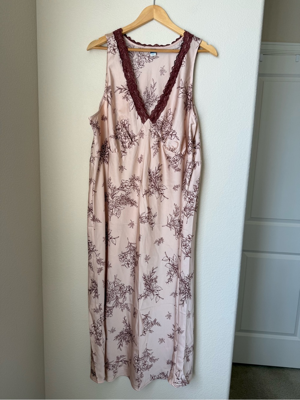 Old Navy Lace-Trim Satin Midi Dress Pink Floral Size XXL